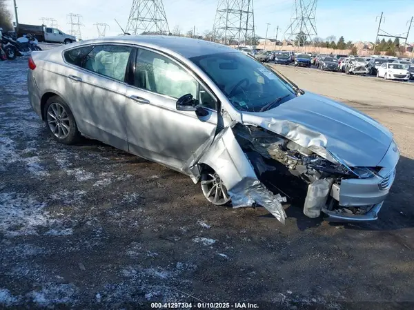 3FA6P0PUXHR289338 2017 FORD FUSION - Image 1