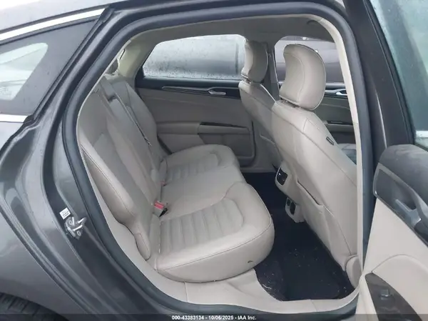 3FA6P0PUXHR329790 2017 FORD FUSION - Image 8