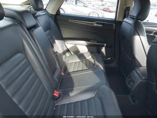 3FA6P0PUXHR352762 2017 FORD FUSION - Image 8