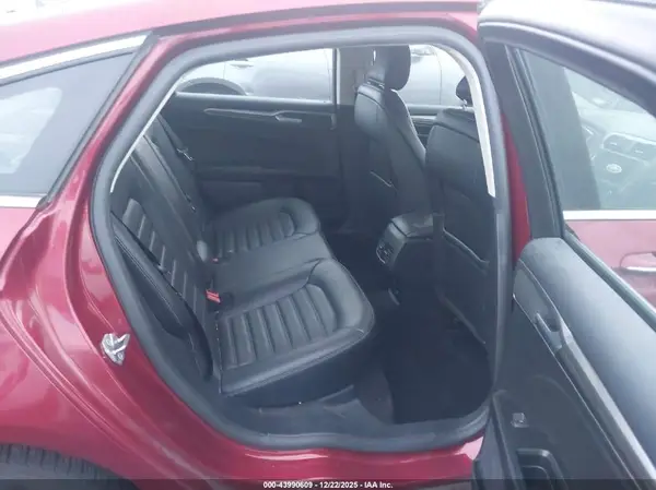 3FA6P0PUXHR379766 2017 FORD FUSION - Image 8