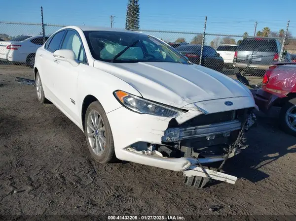 3FA6P0PUXJR161803 2018 FORD FUSION - Image 1