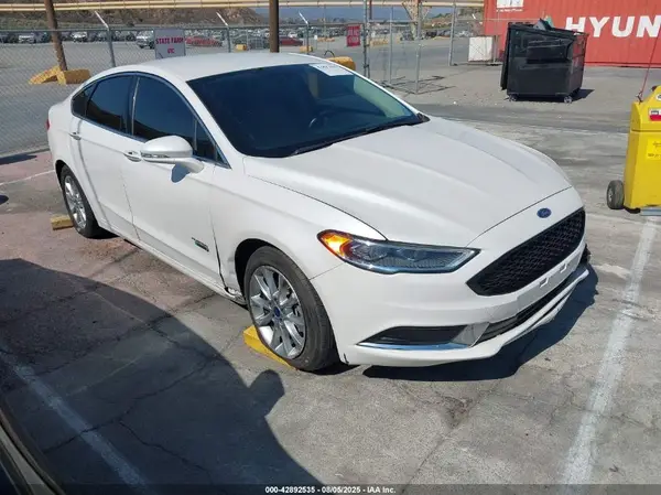 3FA6P0PUXJR268205 2018 FORD FUSION - Image 1