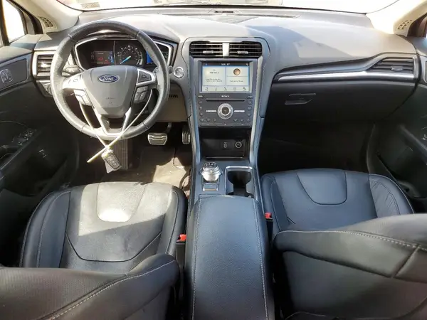 3FA6P0RU0HR154110 2017 FORD FUSION - Image 8
