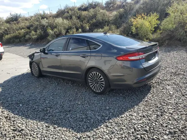 3FA6P0RU0HR182537 2017 FORD FUSION - Image 2