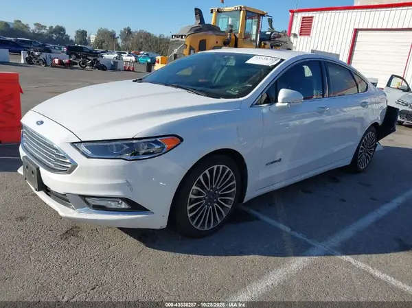 3FA6P0RU0HR190914 2017 FORD FUSION - Image 2
