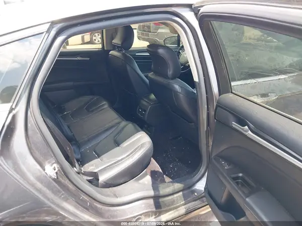 3FA6P0RU0HR301784 2017 FORD FUSION - Image 8