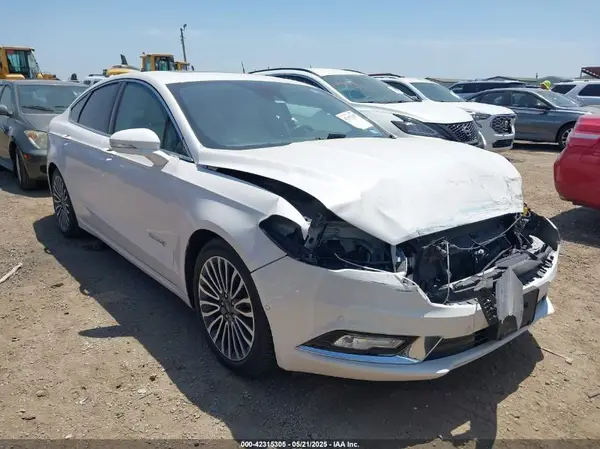 3FA6P0RU0HR343338 2017 FORD FUSION - Image 1