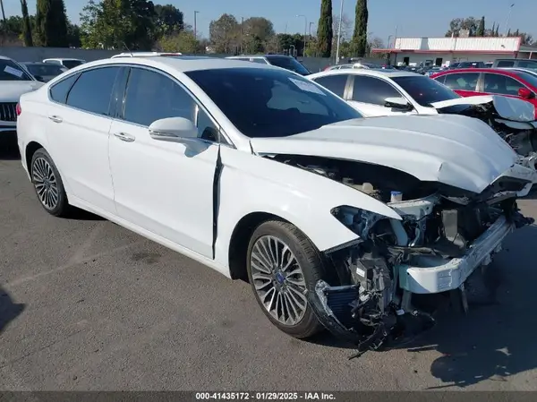 3FA6P0RU0JR117158 2018 FORD FUSION - Image 1
