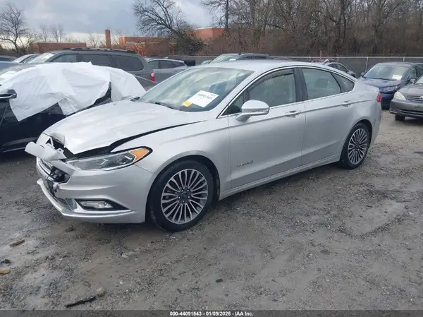 3FA6P0RU0JR120545 2018 FORD FUSION - Image 2