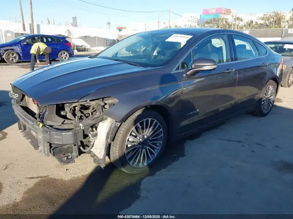 3FA6P0RU0JR181734 2018 FORD FUSION - Image 2