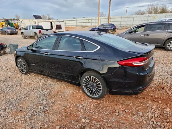 3FA6P0RU0JR210343 2018 FORD FUSION - Image 2