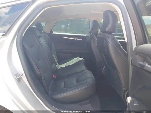 3FA6P0RU0JR241978 2018 FORD FUSION - Image 8