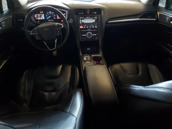 3FA6P0RU0KR106047 2019 FORD FUSION - Image 8