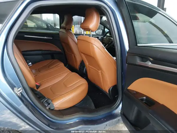 3FA6P0RU0KR106467 2019 FORD FUSION - Image 8