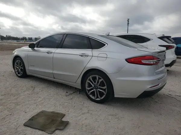 3FA6P0RU0KR139677 2019 FORD FUSION - Image 2