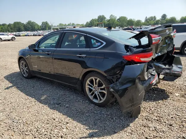 3FA6P0RU0KR204270 2019 FORD FUSION - Image 2