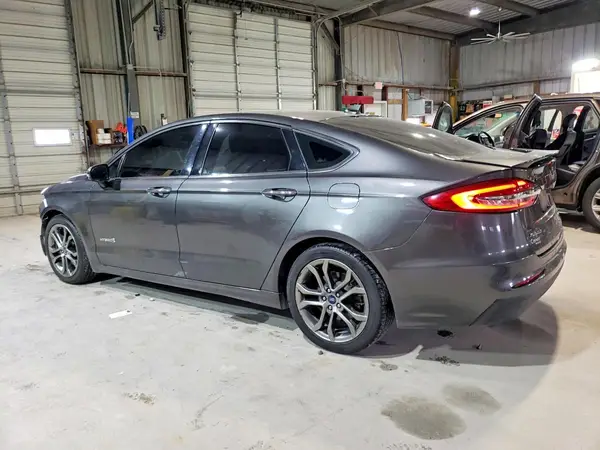 3FA6P0RU0KR222025 2019 FORD FUSION - Image 2