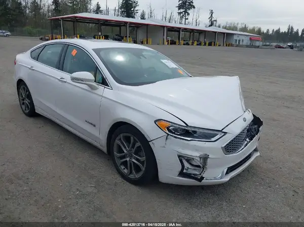 3FA6P0RU0KR227368 2019 FORD FUSION - Image 1