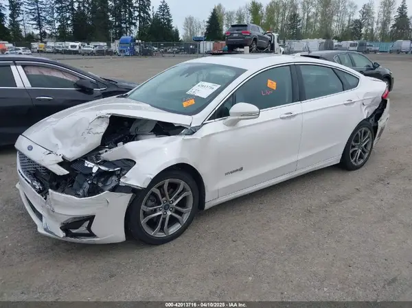 3FA6P0RU0KR227368 2019 FORD FUSION - Image 2