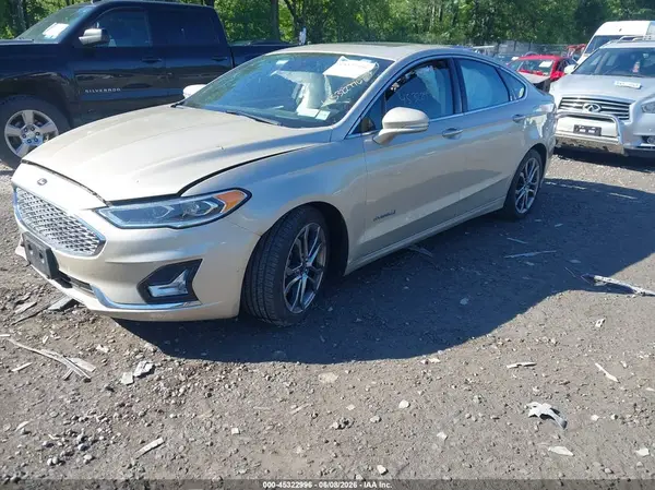 3FA6P0RU0KR227726 2019 FORD FUSION - Image 2
