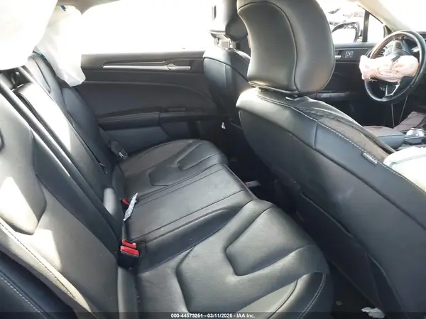 3FA6P0RU0KR257552 2019 FORD FUSION - Image 8