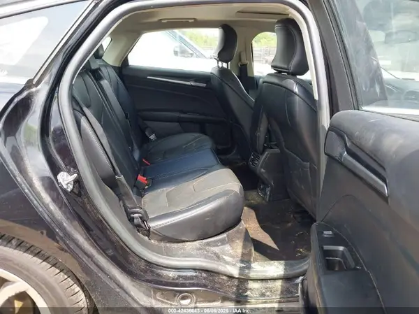 3FA6P0RU0KR260239 2019 FORD FUSION - Image 8