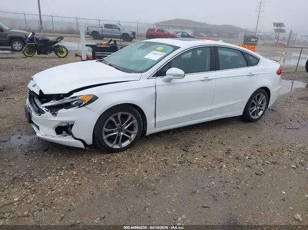 3FA6P0RU0LR204075 2020 FORD FUSION - Image 2