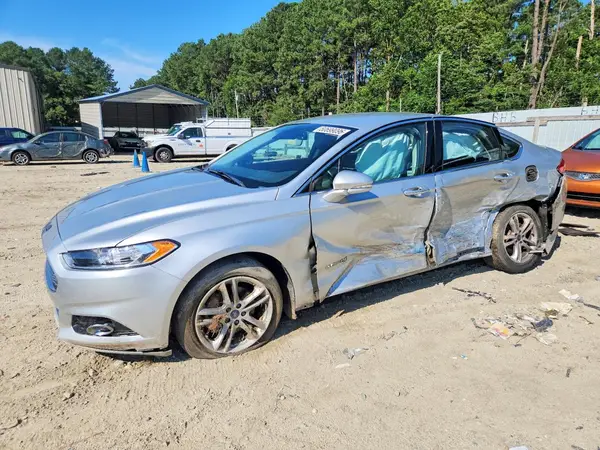 3FA6P0RU1GR190189 2016 FORD FUSION - Image 1