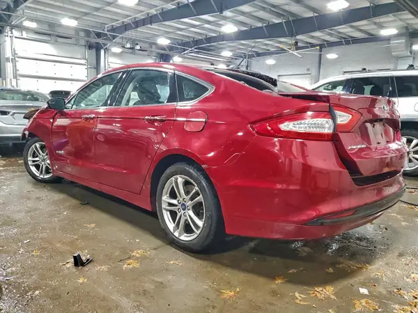 3FA6P0RU1GR203832 2016 FORD FUSION - Image 2