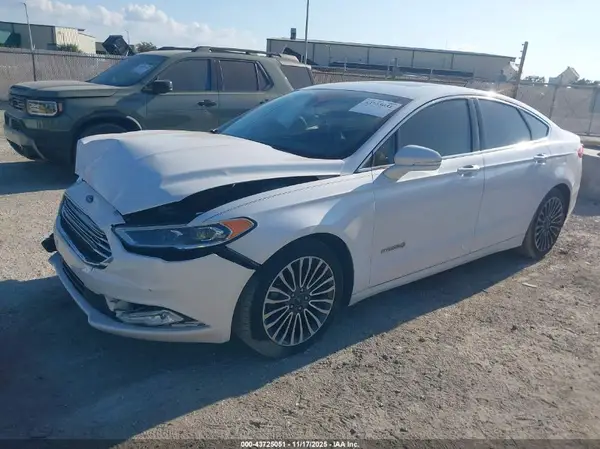 3FA6P0RU1HR138028 2017 FORD FUSION - Image 2