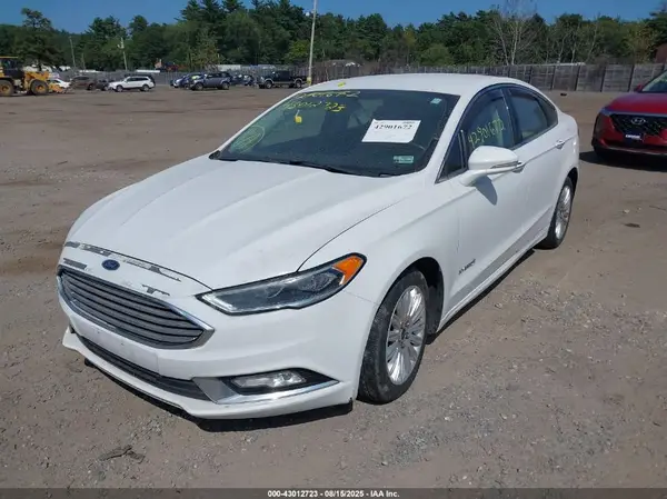 3FA6P0RU1HR139230 2017 FORD FUSION - Image 2