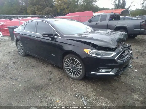 3FA6P0RU1HR232815 2017 FORD FUSION - Image 1