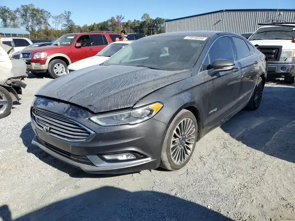 3FA6P0RU1HR388448 2017 FORD FUSION - Image 1