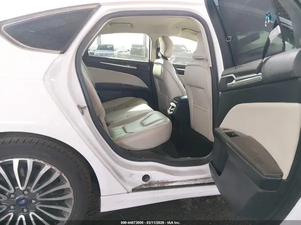 3FA6P0RU1JR120327 2018 FORD FUSION - Image 8