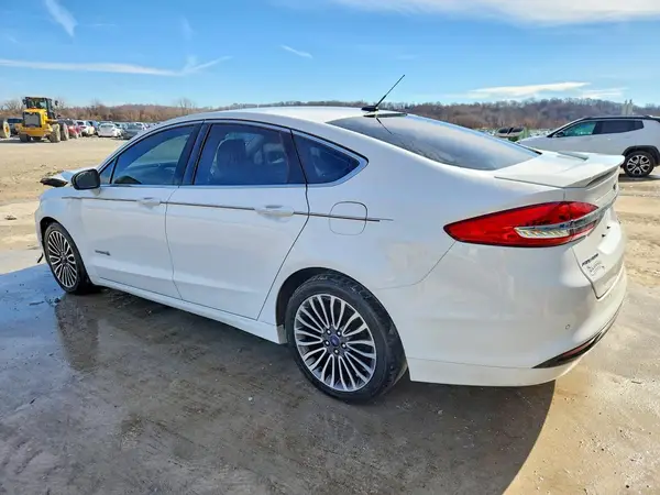 3FA6P0RU1JR120540 2018 FORD FUSION - Image 2