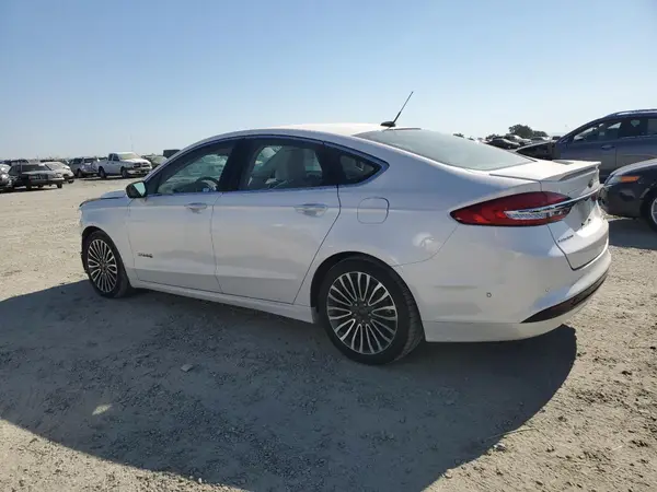 3FA6P0RU1JR127696 2018 FORD FUSION - Image 2