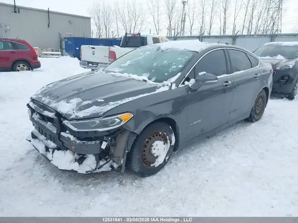 3FA6P0RU1JR215406 2018 FORD FUSION - Image 2
