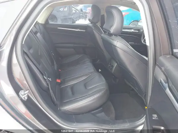 3FA6P0RU1JR215406 2018 FORD FUSION - Image 8