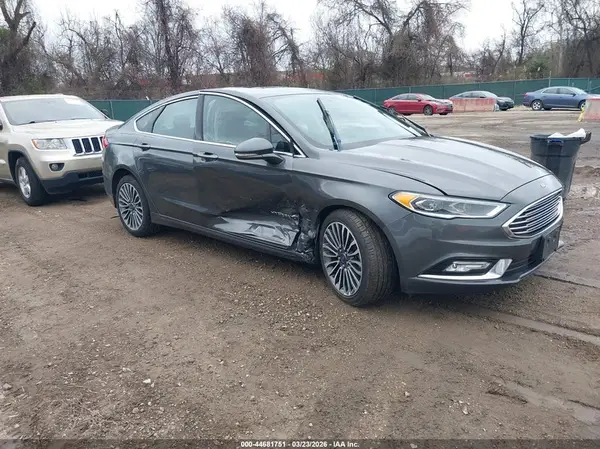 3FA6P0RU1JR220881 2018 FORD FUSION - Image 1