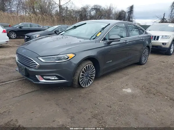 3FA6P0RU1JR220881 2018 FORD FUSION - Image 2