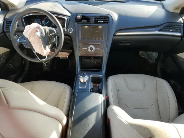 3FA6P0RU1JR235185 2018 FORD FUSION - Image 8