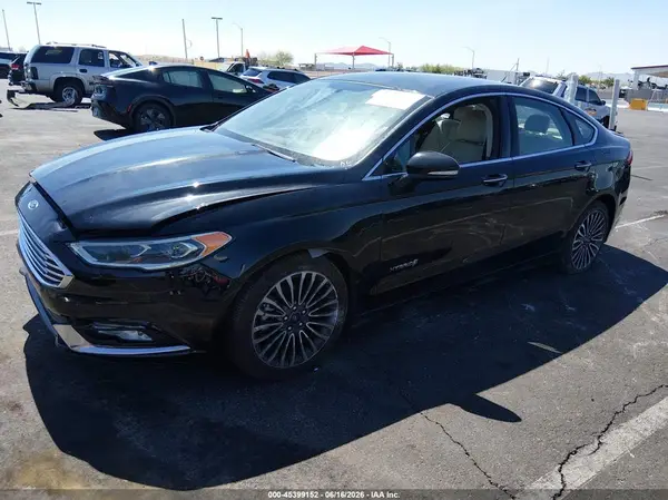 3FA6P0RU1JR246817 2018 FORD FUSION - Image 2