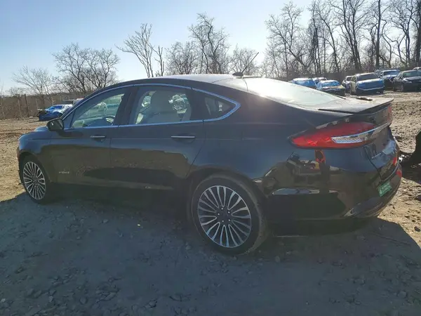 3FA6P0RU1JR250530 2018 FORD FUSION - Image 2