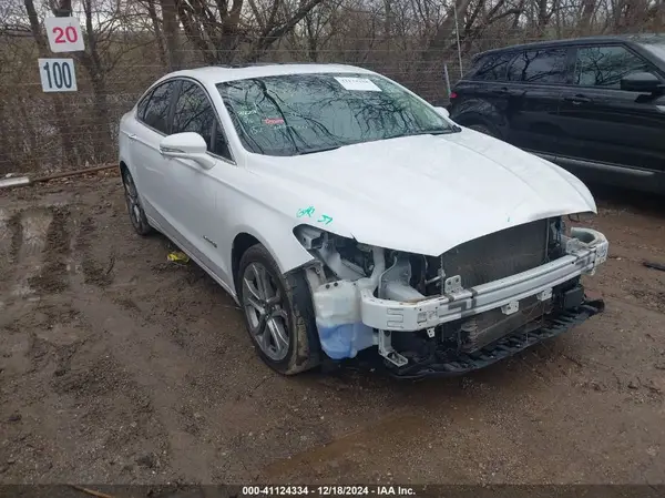 3FA6P0RU1KR110219 2019 FORD FUSION - Image 1