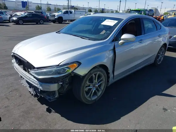 3FA6P0RU1KR118482 2019 FORD FUSION - Image 2