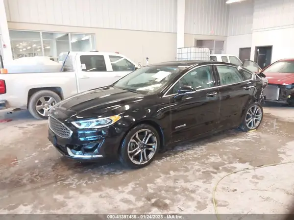 3FA6P0RU1KR138120 2019 FORD FUSION - Image 2