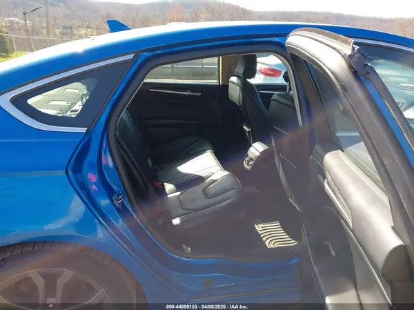 3FA6P0RU1KR141910 2019 FORD FUSION - Image 8