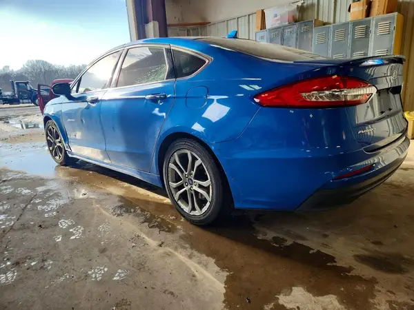 3FA6P0RU1KR204231 2019 FORD FUSION - Image 2