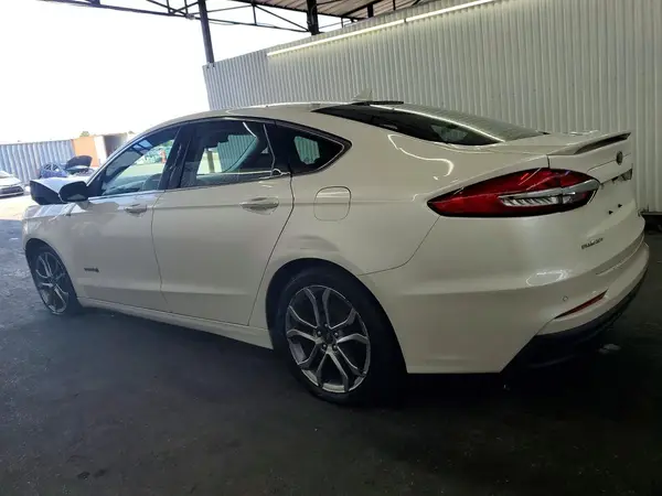 3FA6P0RU1KR243871 2019 FORD FUSION - Image 2