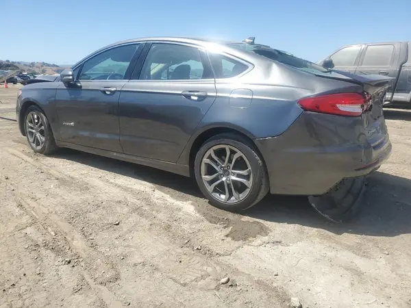 3FA6P0RU1KR273288 2019 FORD FUSION - Image 2